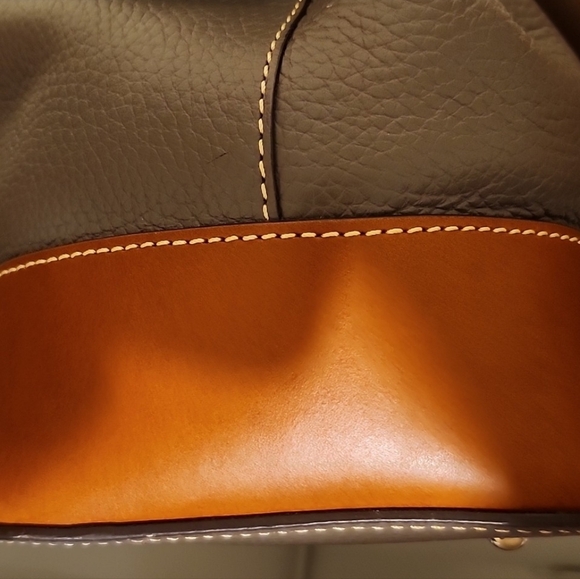 NBU Dooney And Bourke Barlow Satchel In Elephant - Picture 10 of 16